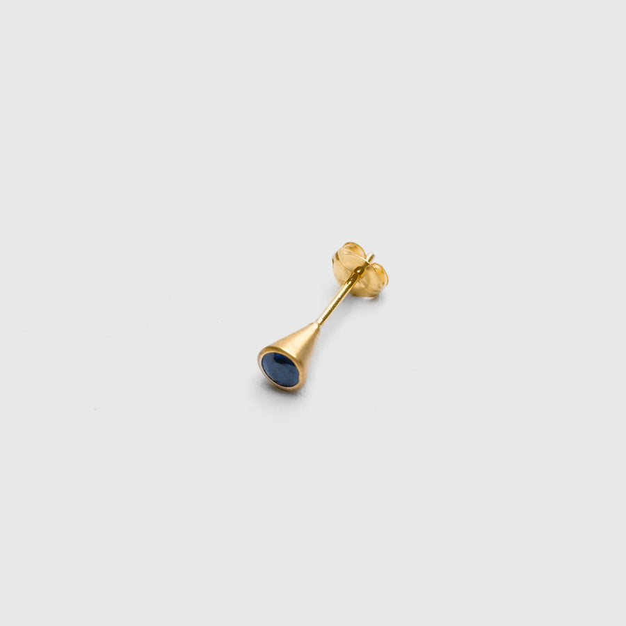 Round Sapphire pierced earring (3mm / vertical)