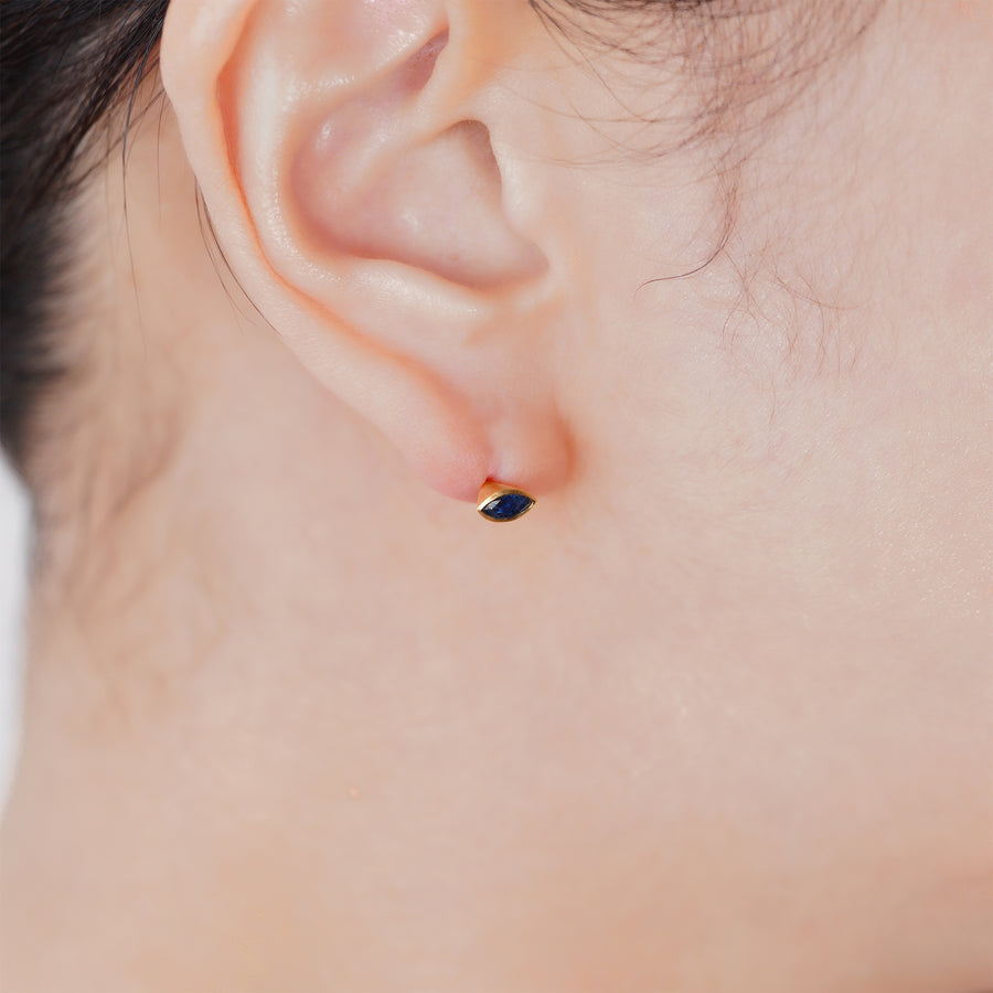 Marquise Sapphire pierced earring(5×3mm / vertical)