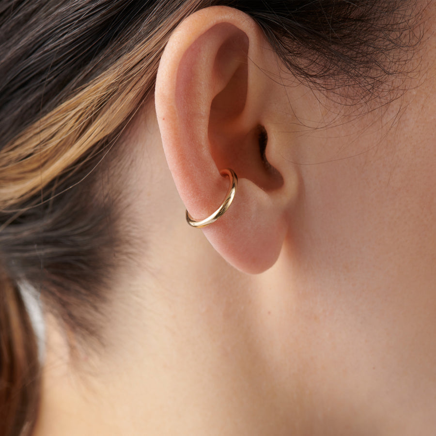 Oval ear cuff (vertical / K10)