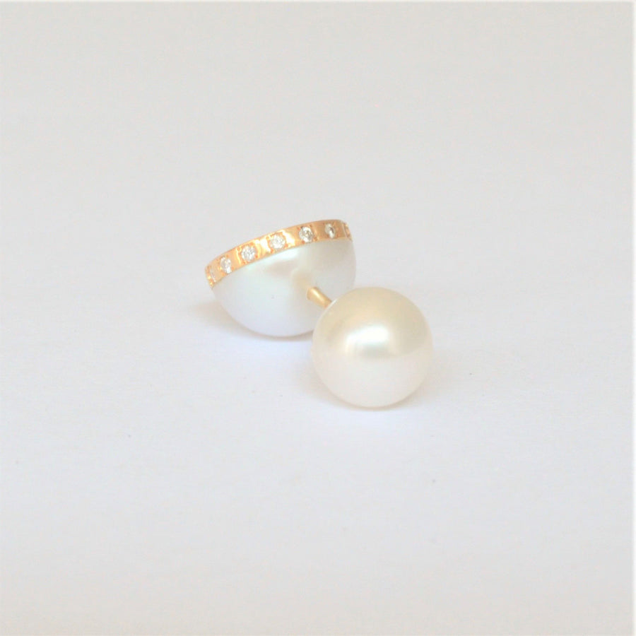 Half pearl × Diamond pierced earring (Diagonal /Akoya pearl clasp)