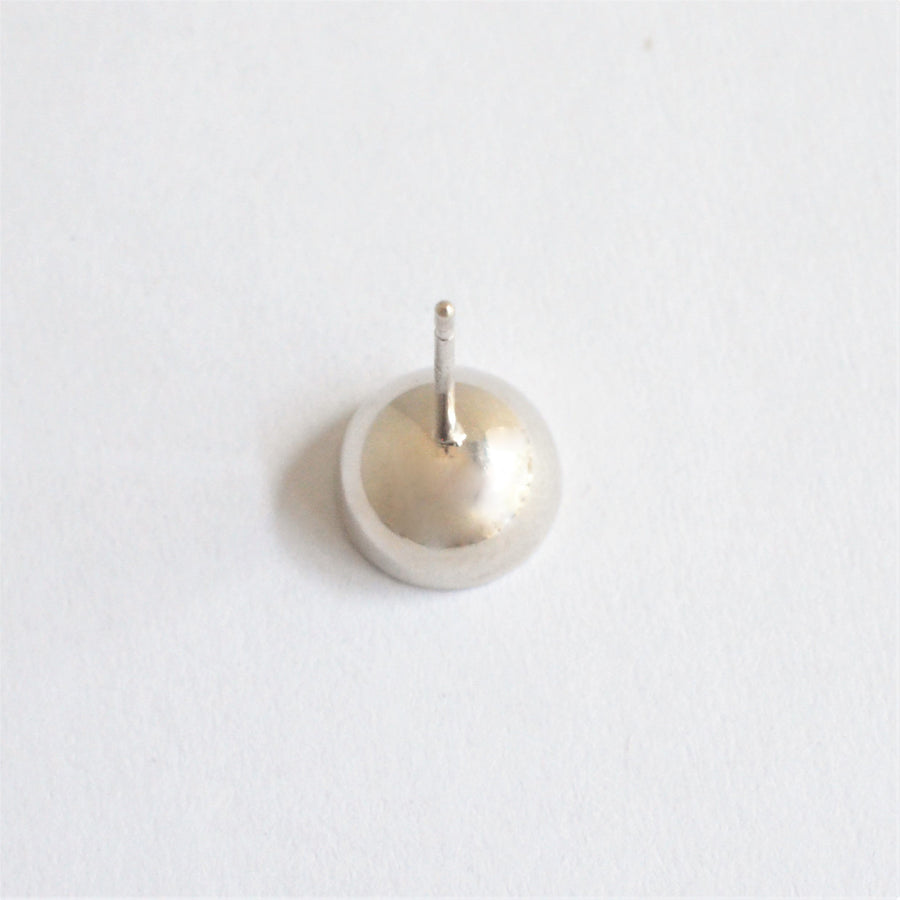 K18WG pierced earring (Horizontal /Akoya pearl clasp)